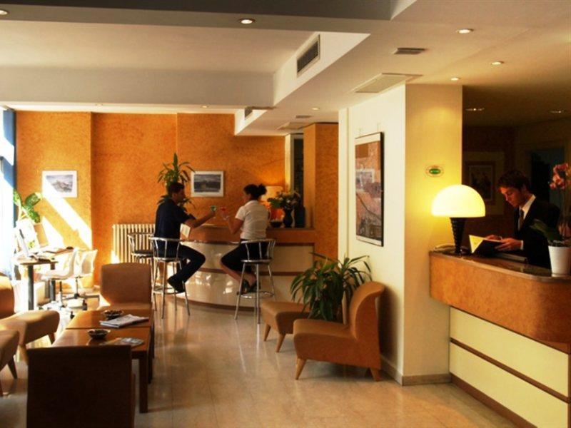 Hotel Meridiana Florens Exteriör bild