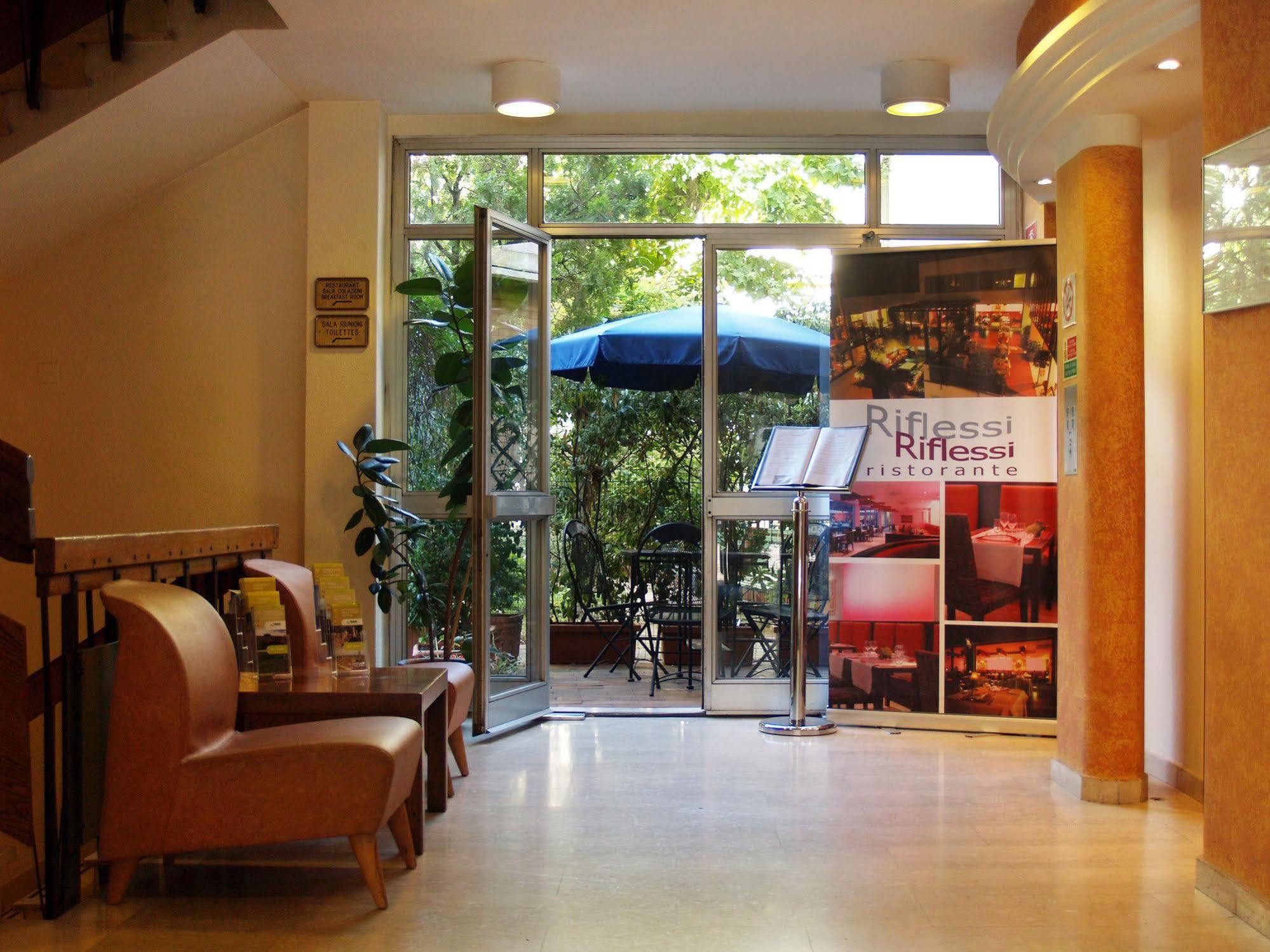 Hotel Meridiana Florens Exteriör bild