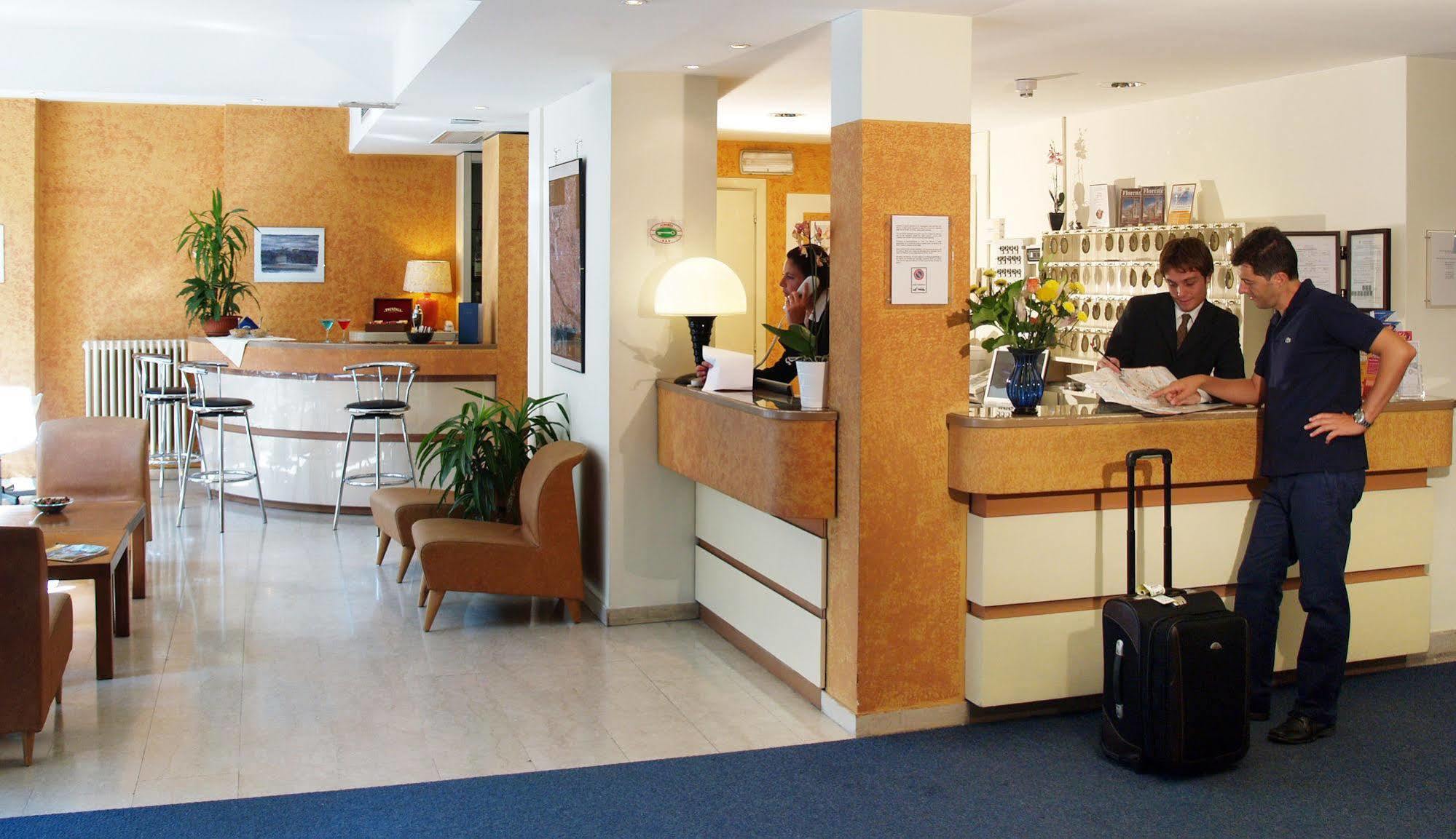 Hotel Meridiana Florens Exteriör bild