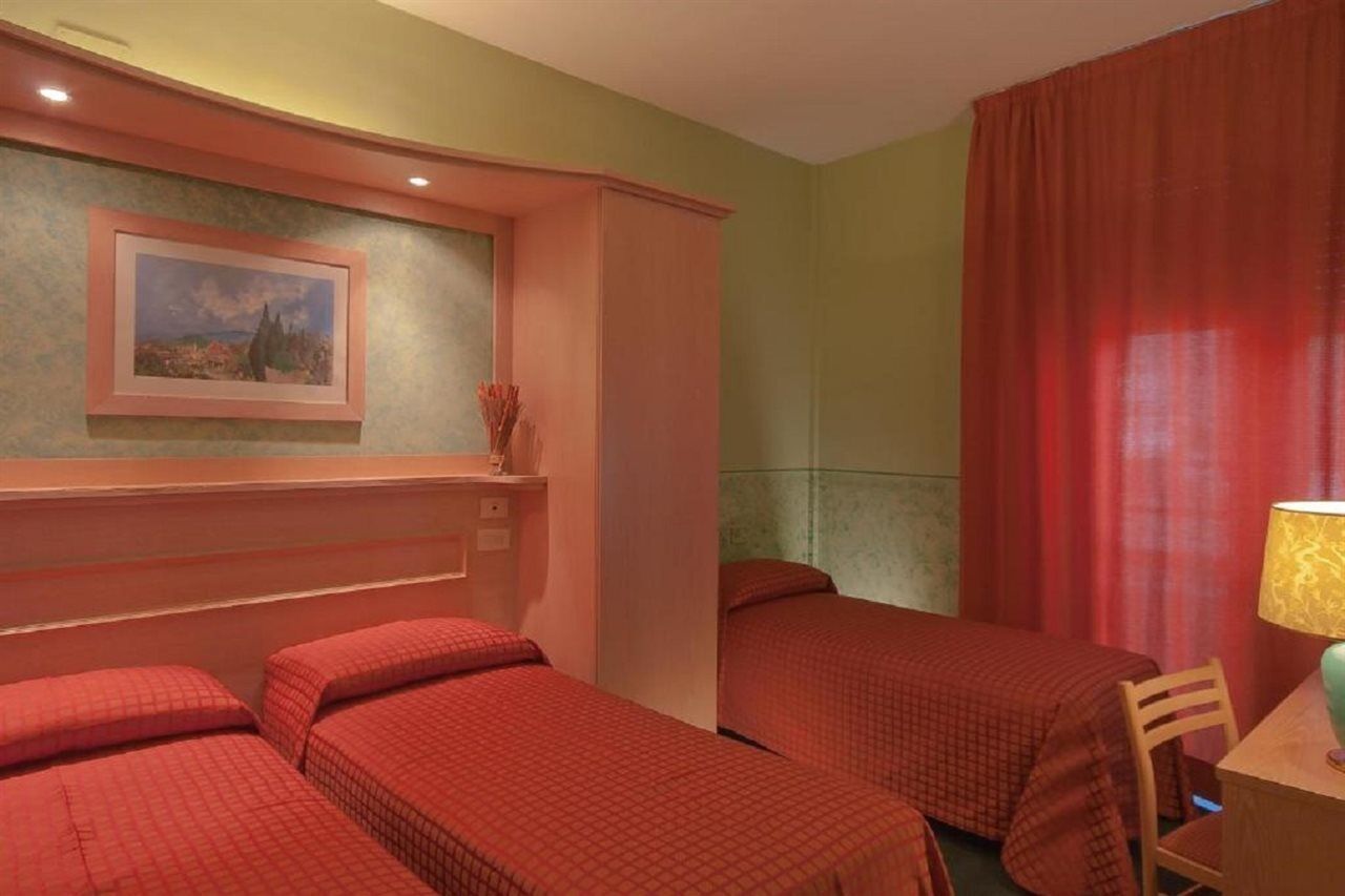 Hotel Meridiana Florens Exteriör bild